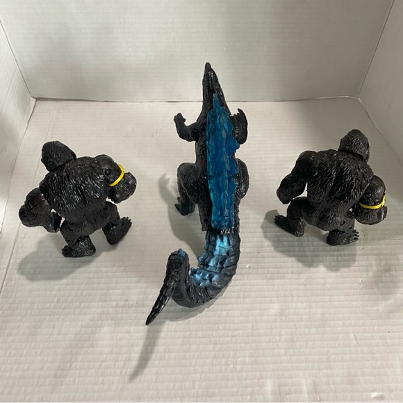 Godzilla X Kong Action Figures Lot Of 3 Loose - Picture 2 of 9